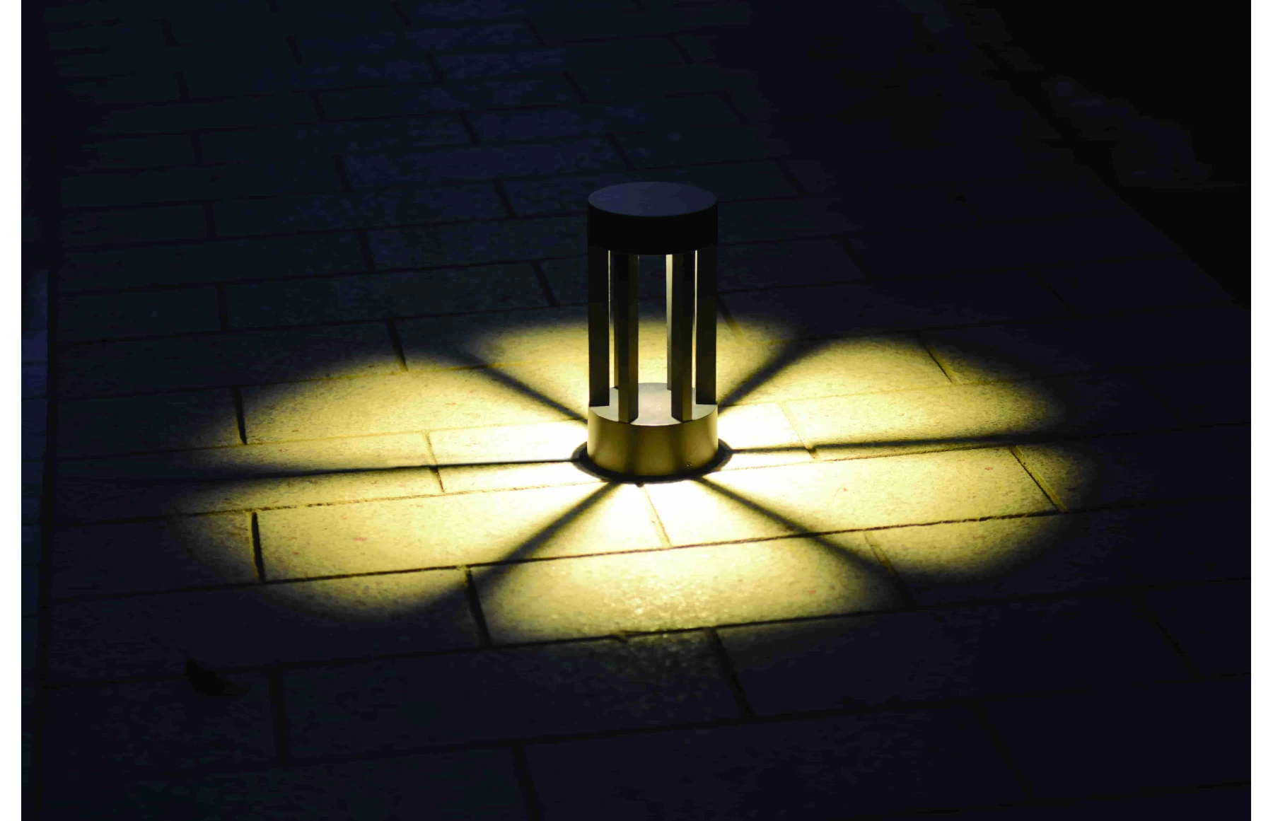 Lampa de exterior LUGO, aplica LED, aluminiu